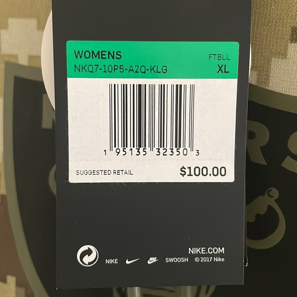 Women’s XL Raiders pullover hoody, salute to service. - Picture 3 of 4